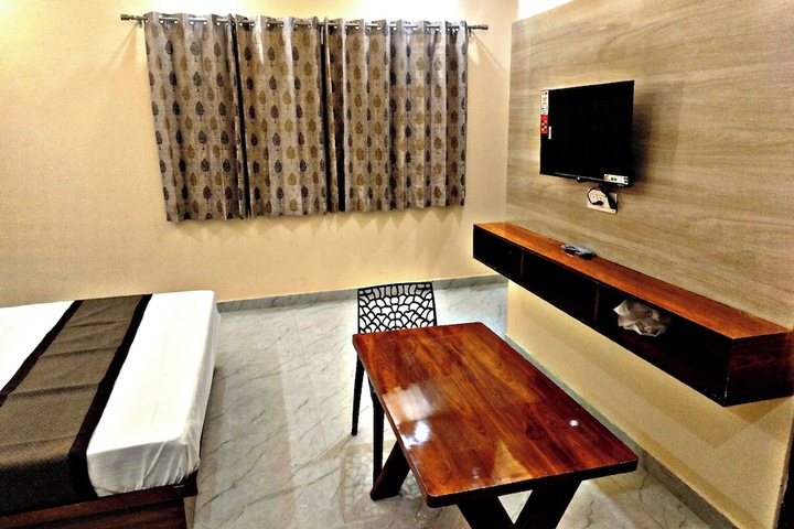 Room 7 of 47