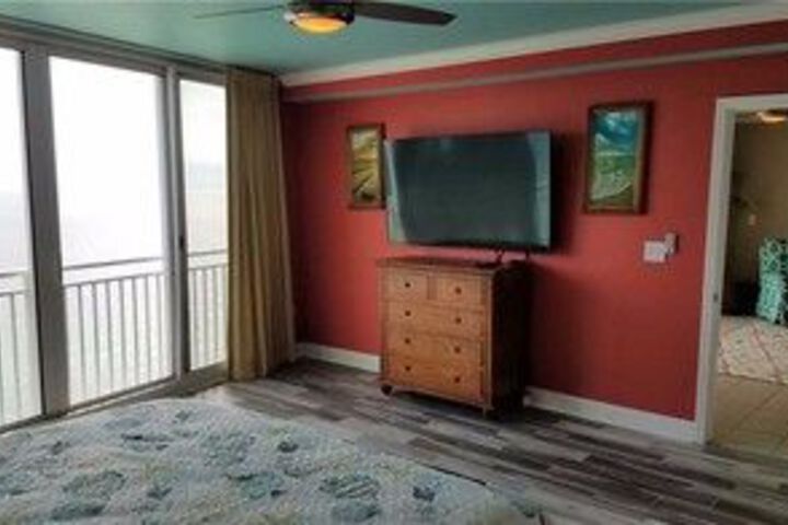 Room 14 of 24