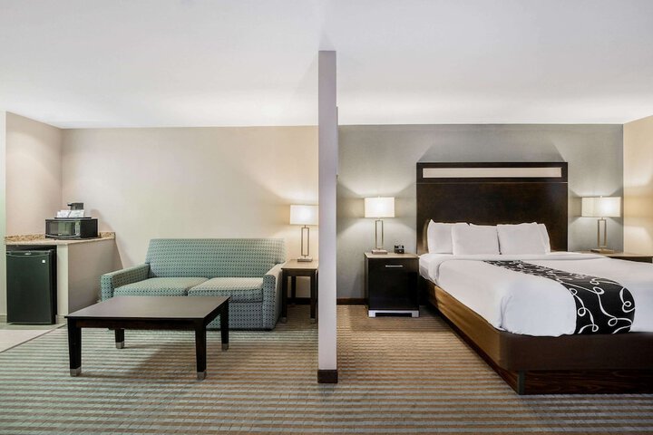 Room 26 of 45