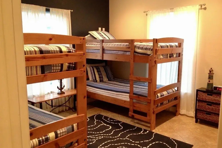 Room 2 of 21