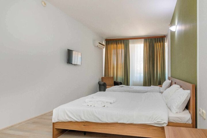 Room 2 of 24