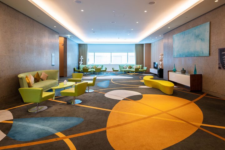 Business Center 287 of 315