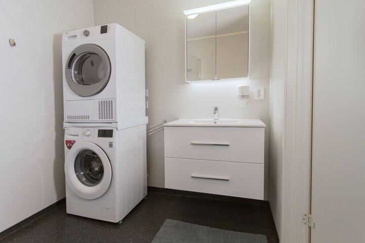 Room 44 of 104