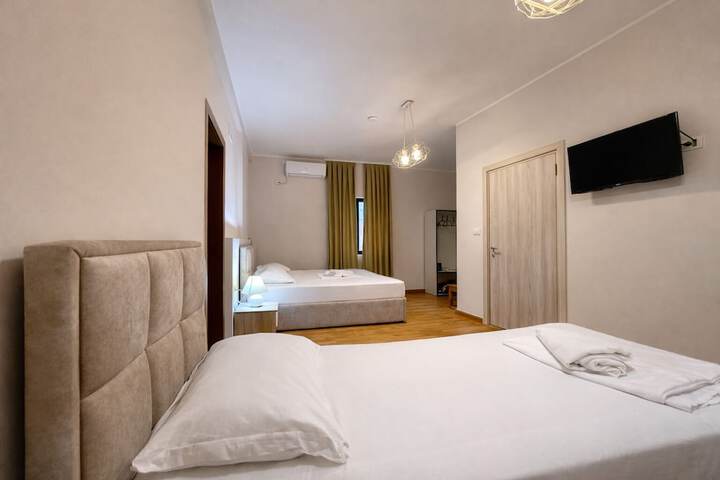 Room 6 of 55