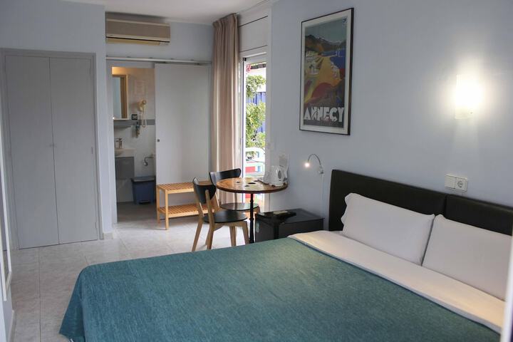 Room 16 of 63