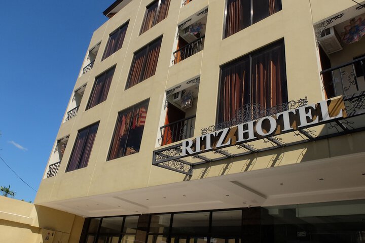 Hotel 37 of 39