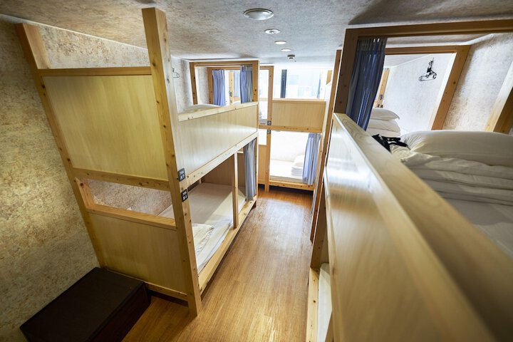 Room 20 of 127