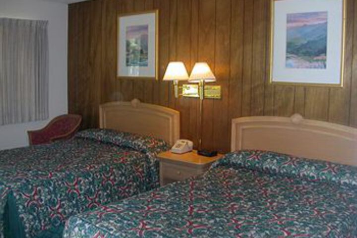 Room 7 of 14
