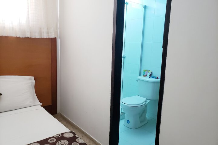 Room 10 of 29