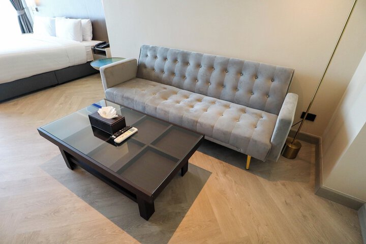 Room 34 of 103