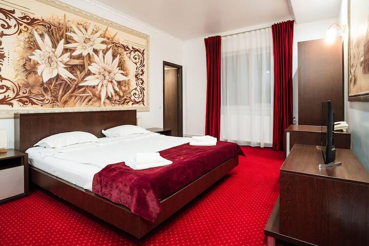 Room 10 of 191