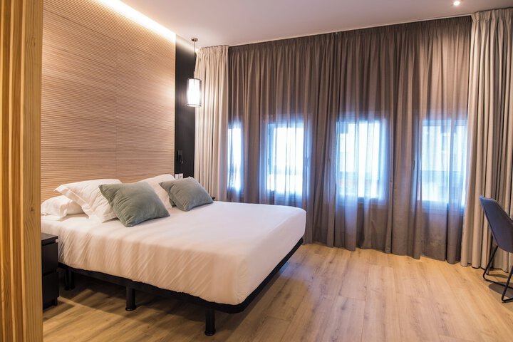 Room 14 of 51