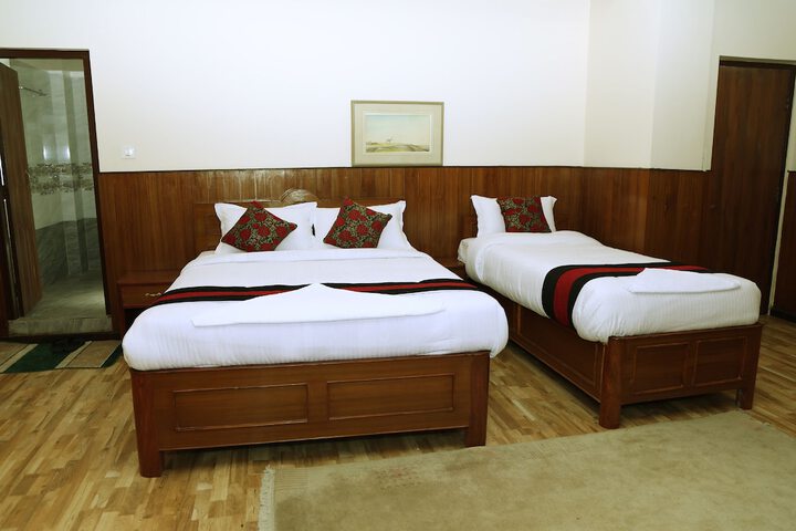 Room 10 of 46