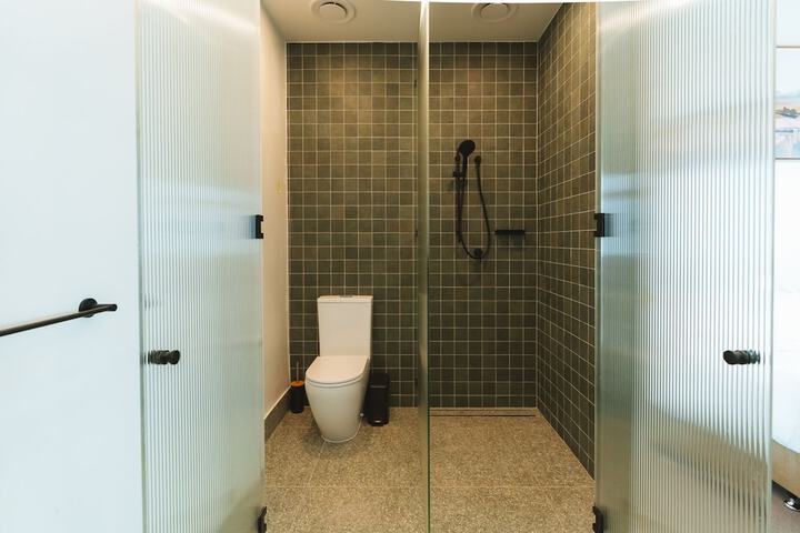 Room 15 of 26