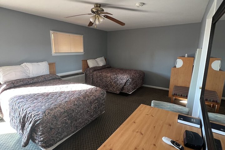 Room 11 of 26
