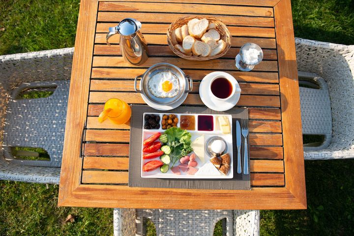 Breakfast/Coffee Service 40 of 54