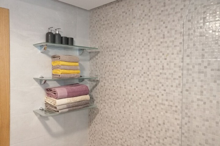 Room 14 of 38
