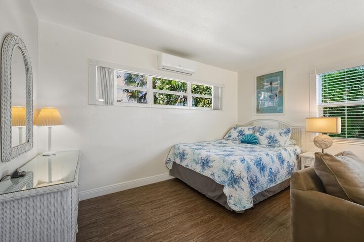 Room 25 of 141