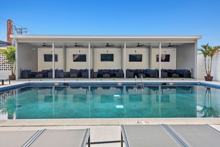 Pool 19 of 20