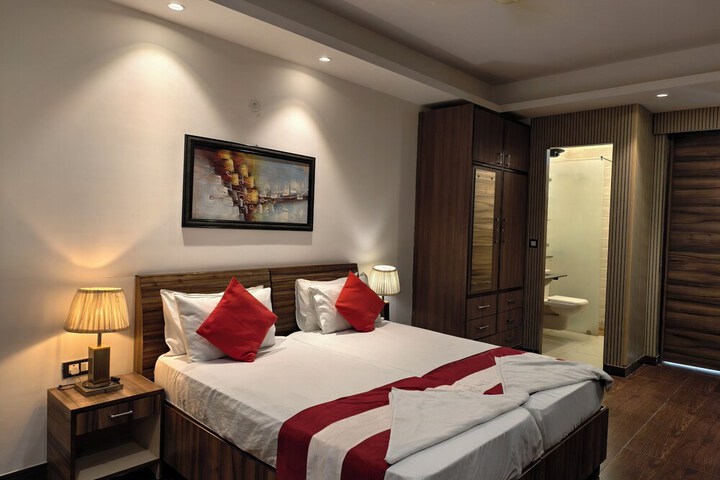 Room 43 of 90