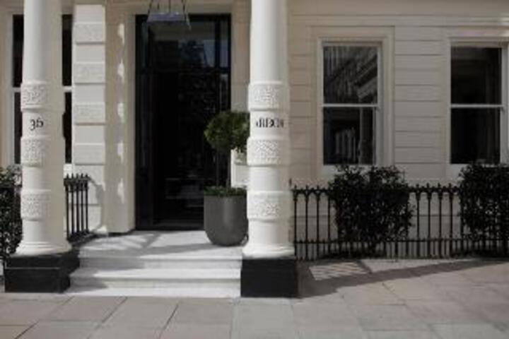 Hotel London Guards