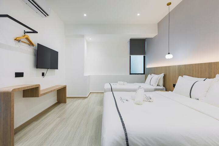 Room 45 of 139
