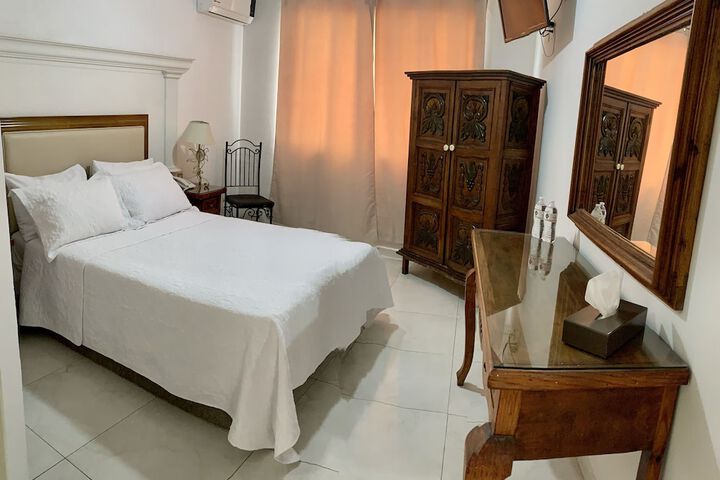 Room 19 of 65