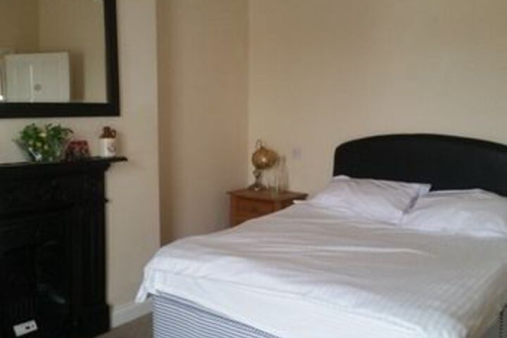 Room 19 of 39