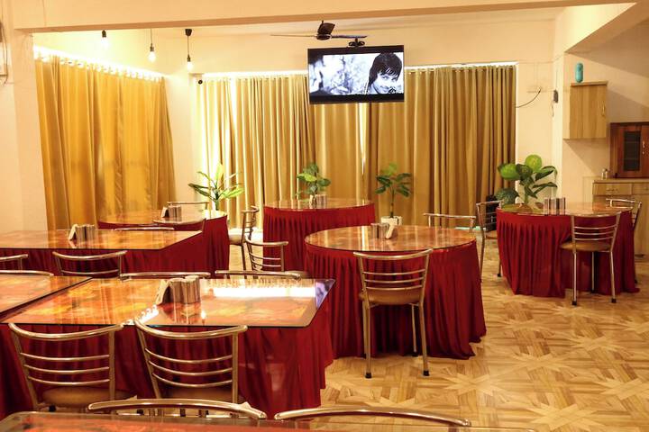 Dining 49 of 62