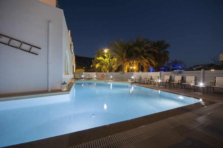 Pool Hotel