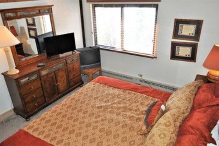 Room 56 of 138
