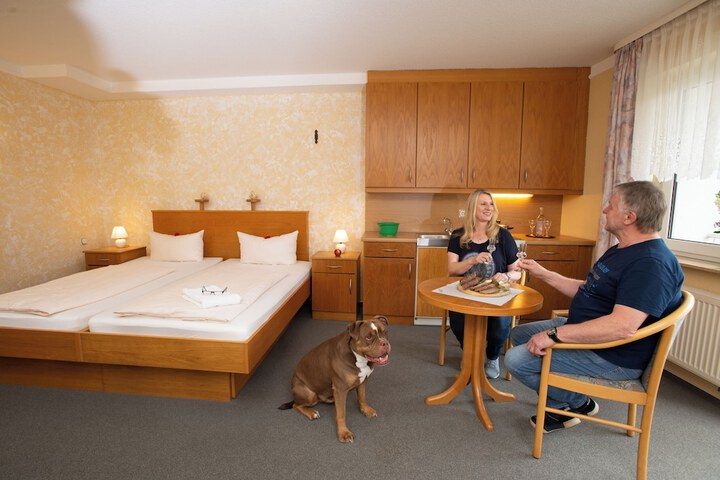 Room 7 of 48