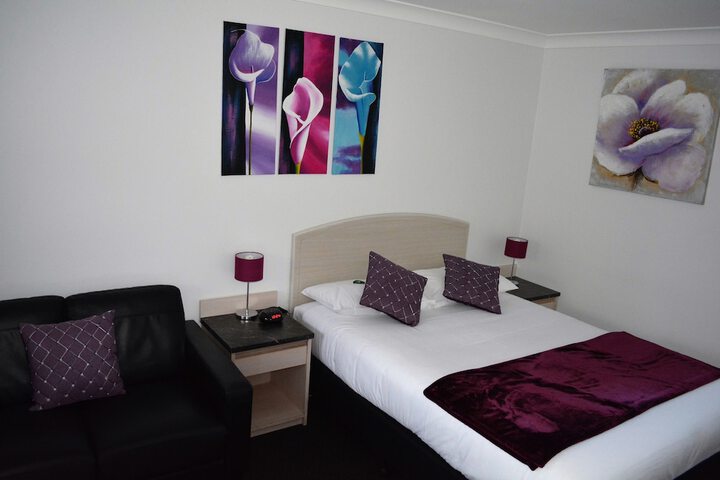 Room 10 of 43