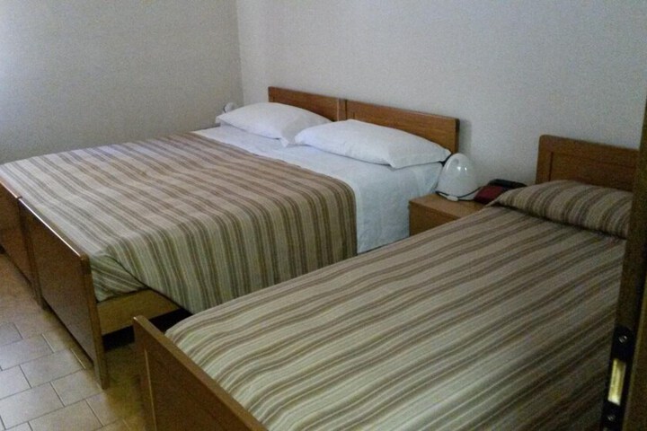 Room 22 of 54