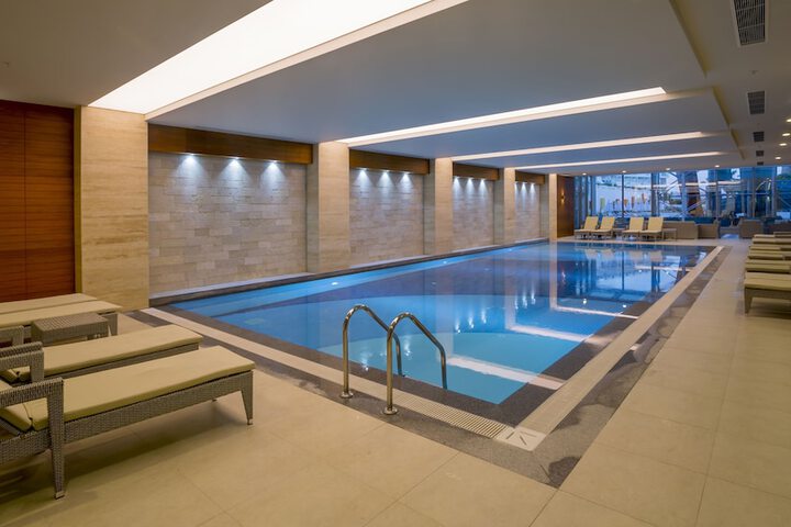Pools & Facilities