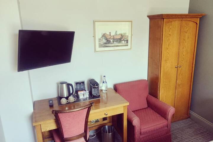 Room 6 of 21