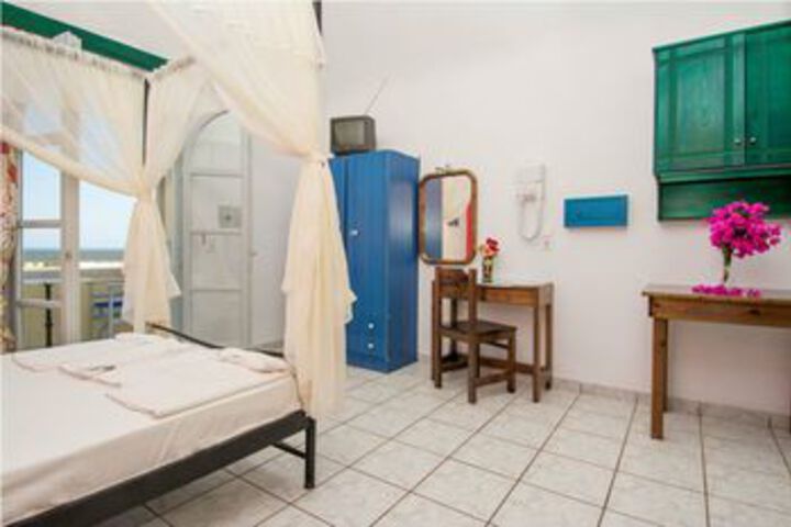 Room 20 of 34