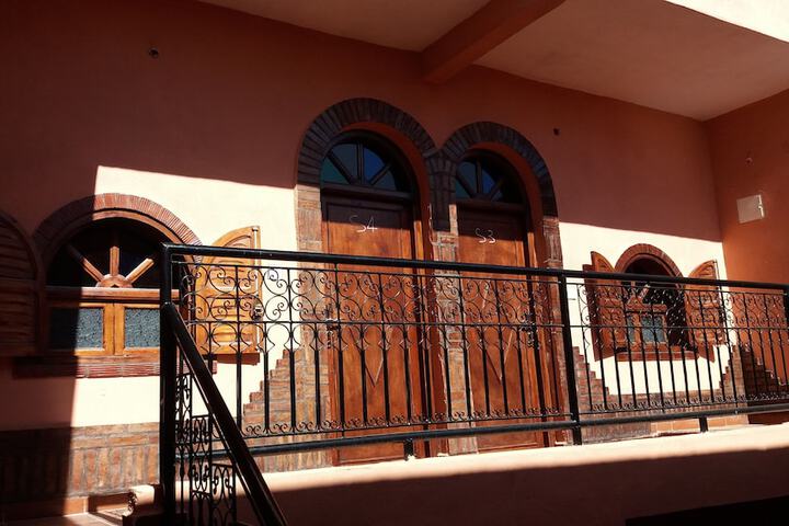 Hotel Exterior 20 of 36