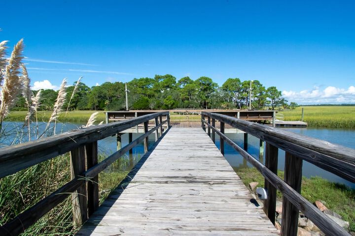 Property Grounds 28 of 39