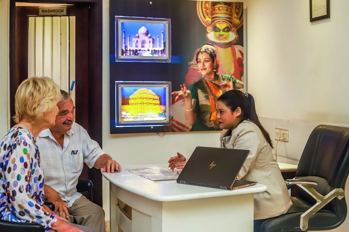 Concierge desk