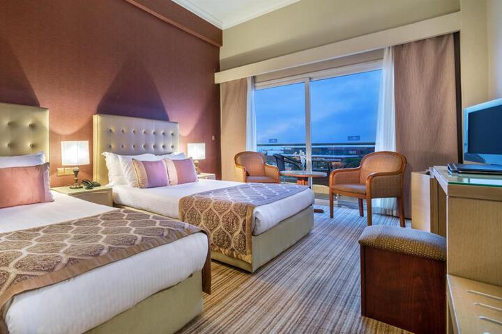 Room 20 of 68