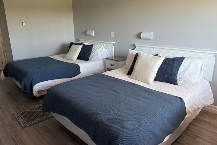Room 6 of 39