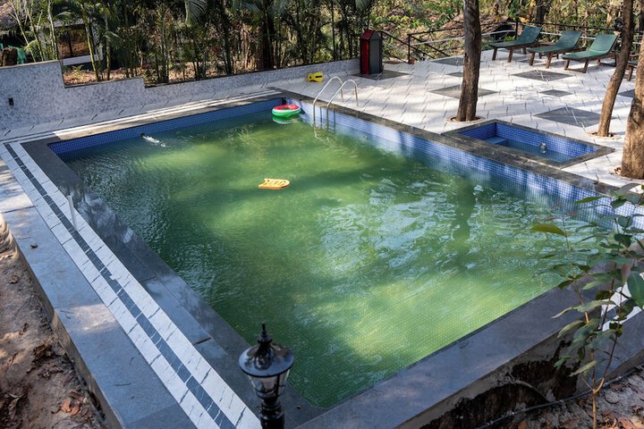 Pool 46 of 70