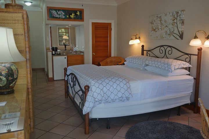 Room 13 of 68