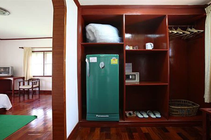Room amenity