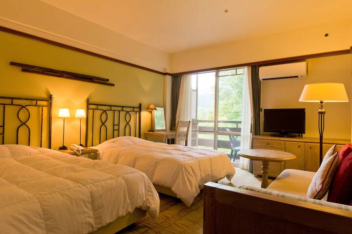 Room 4 of 54
