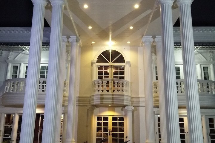 Baan Sai Thong Hotel