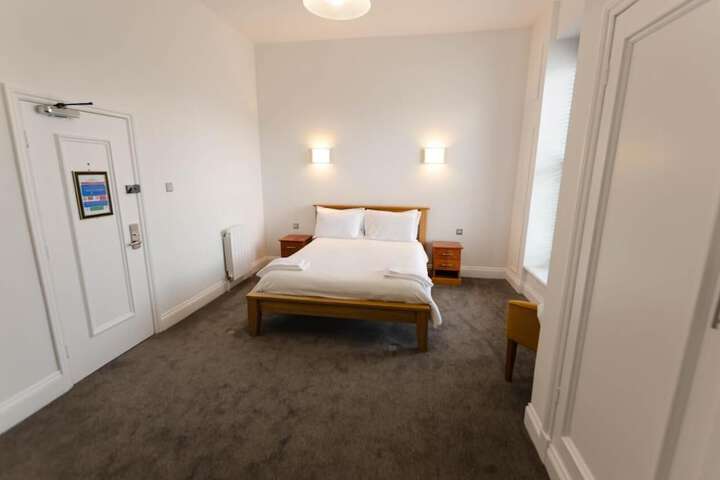 Room 3 of 15