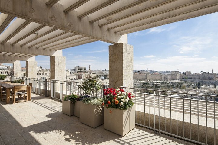 Terrace/Patio 73 of 82