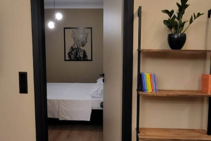 Room 16 of 43